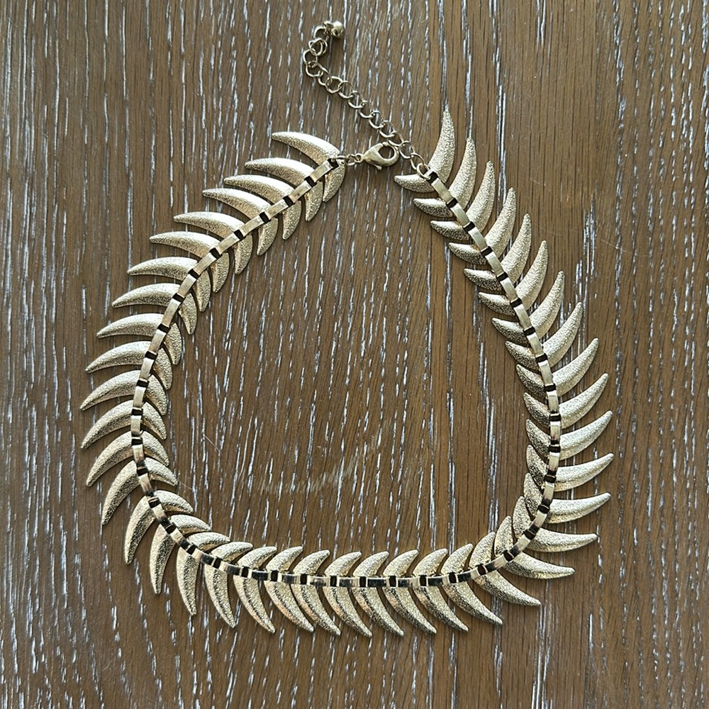 Vintage Fishtail Collar Necklace